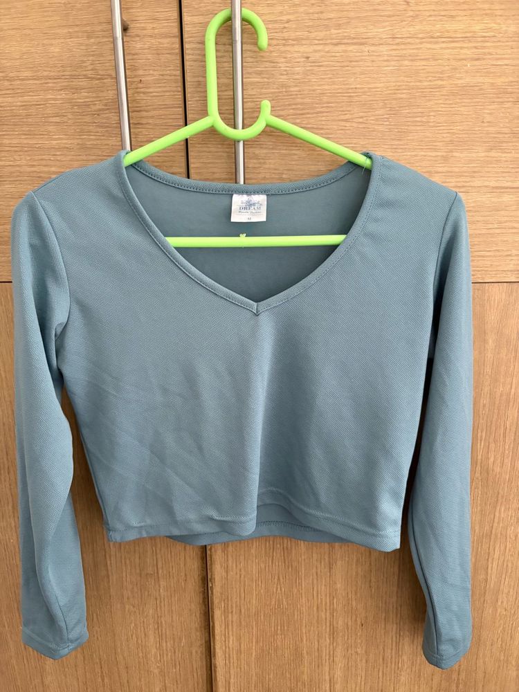 Blue V-Neck Long Sleeve Cropped Top