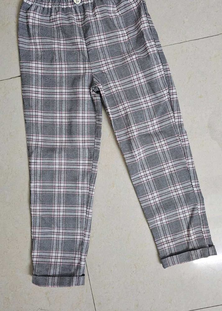 Plaid Slim Fit Pants &amp; pink denim