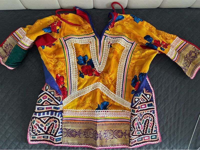 rabari Yellow Floral Embroidered blouse
