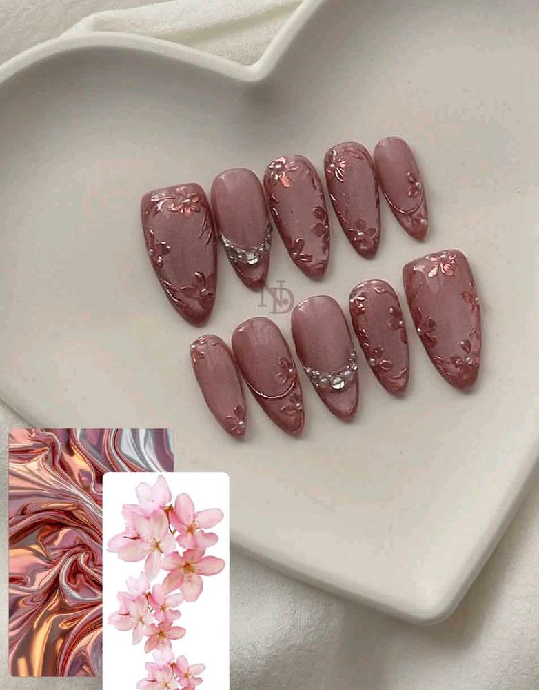 Rose Gold Floral Press-On Nails