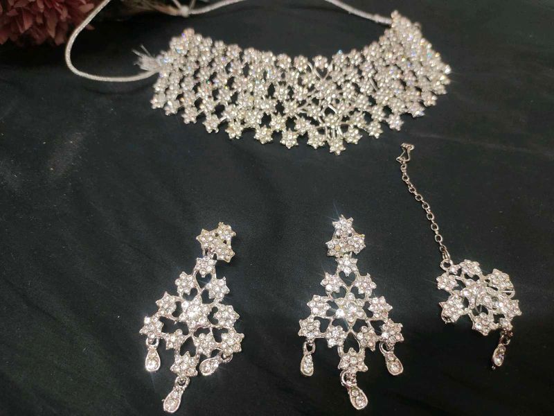Sparkling Jewelry Set