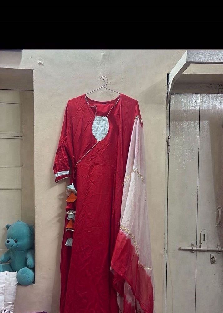 Elegant Red Kurta with Dupatta