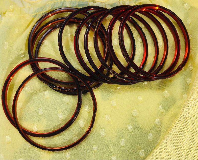 💫Glossy Finished Set of 21 Glass Bangles 💫