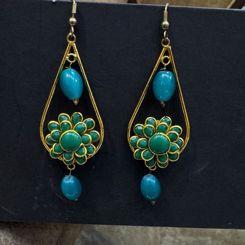 Stunning Green Stone Drop Earrings