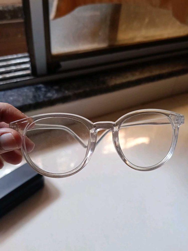 Clear Frame Round Glasses reading books glass