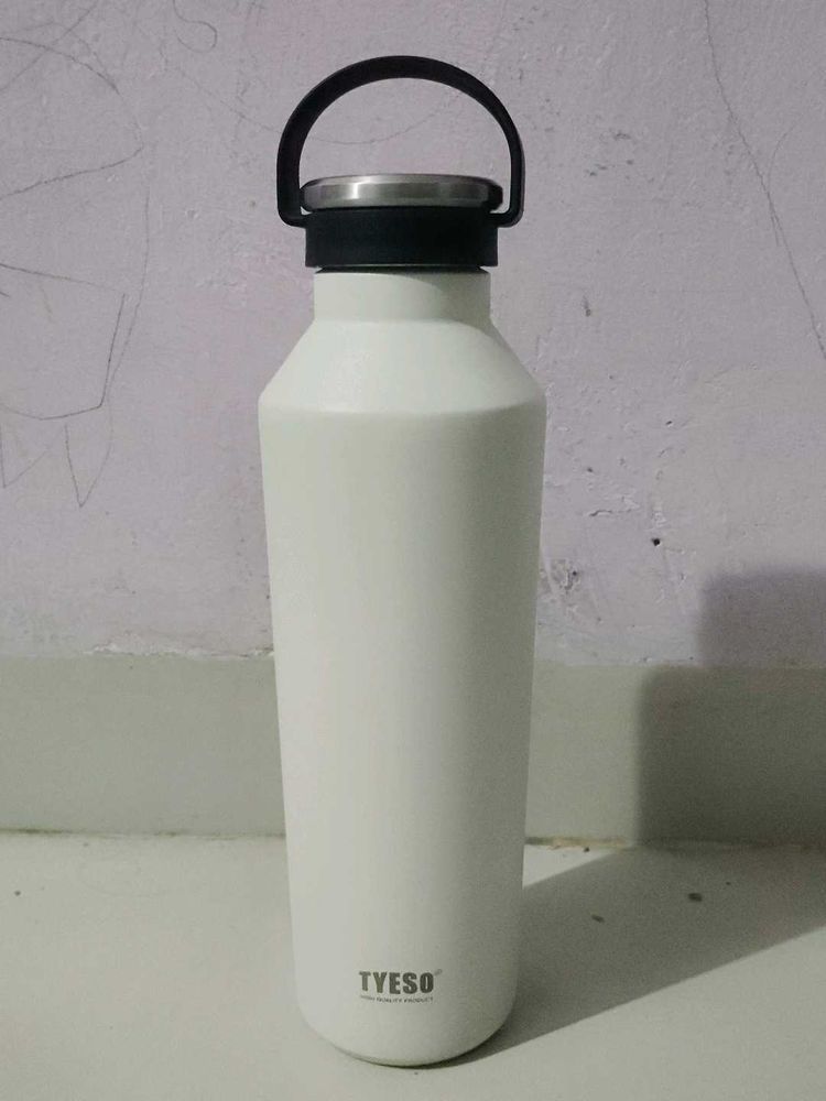 TYESO White Water Bottle