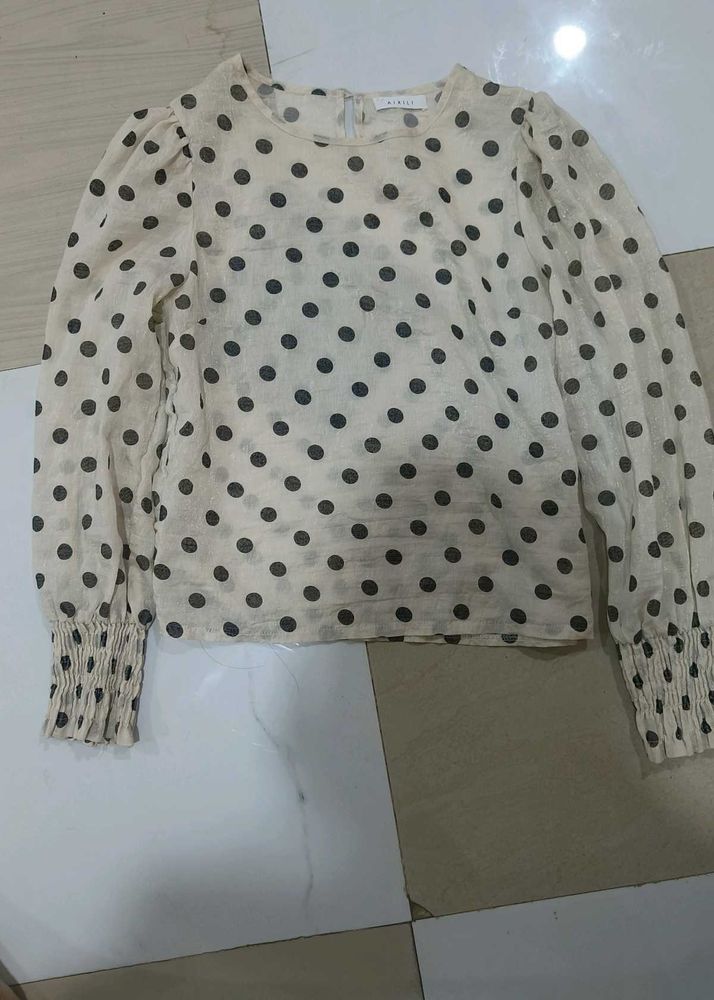 Polka Dot Puff Sleeve Blouse