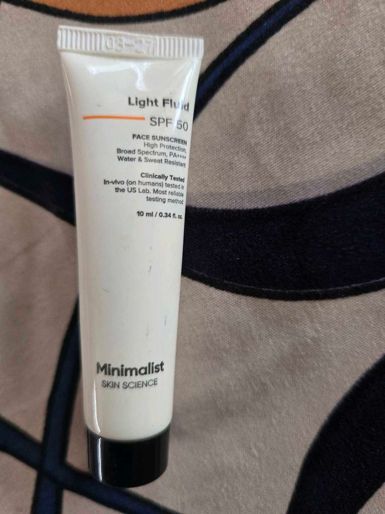 Minimalist Light Fluid SPF 50 Sunscreen