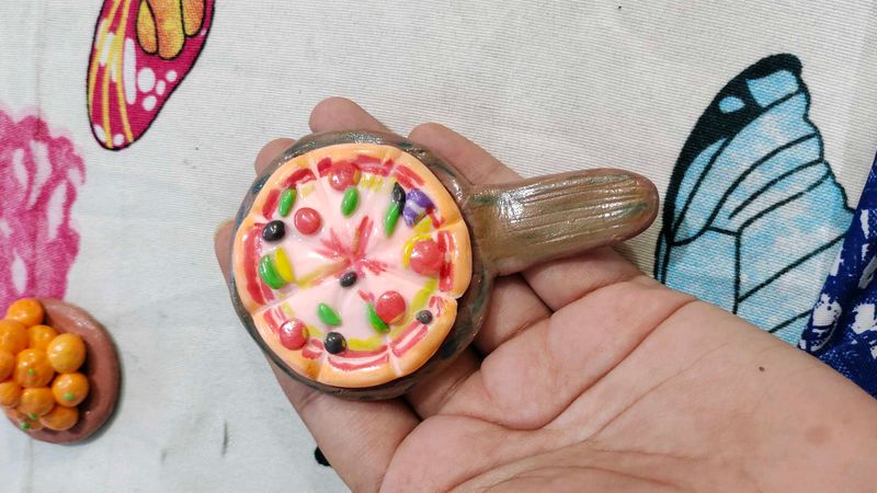 Handmade pizza fridge magnet