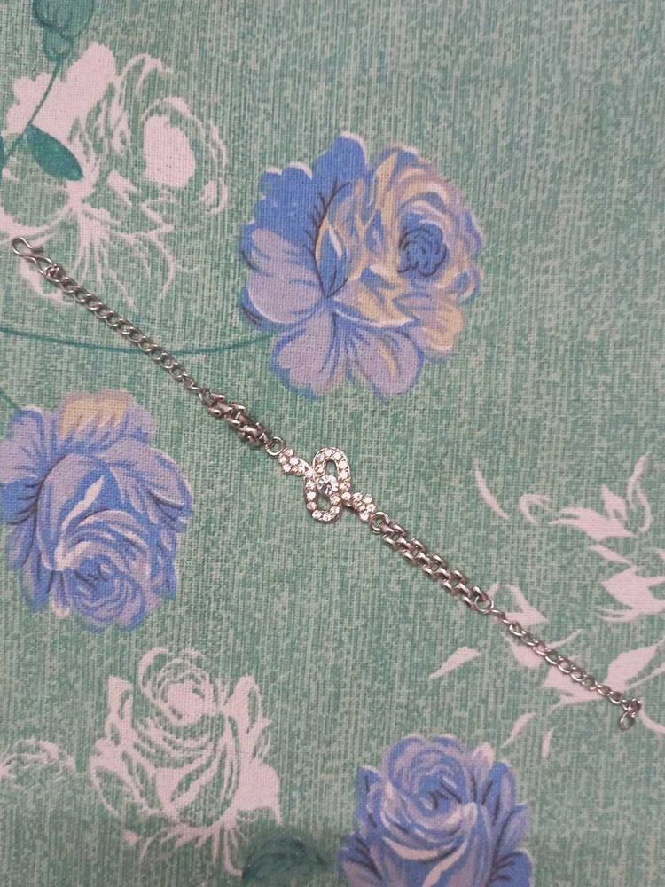 Sparkling Infinity Bracelet