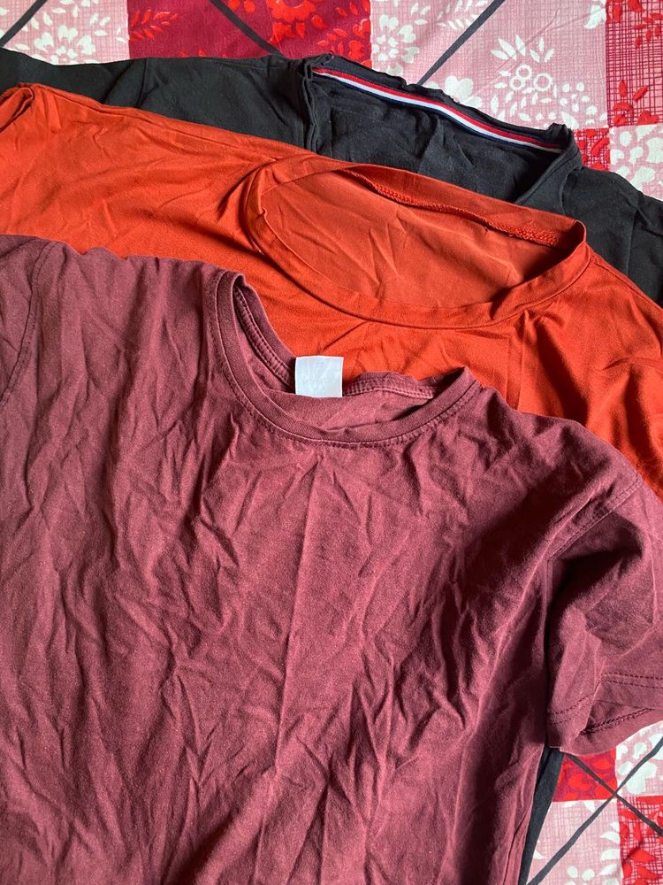 T-Shirt Bundle: 3 Solid Color Crew Necks