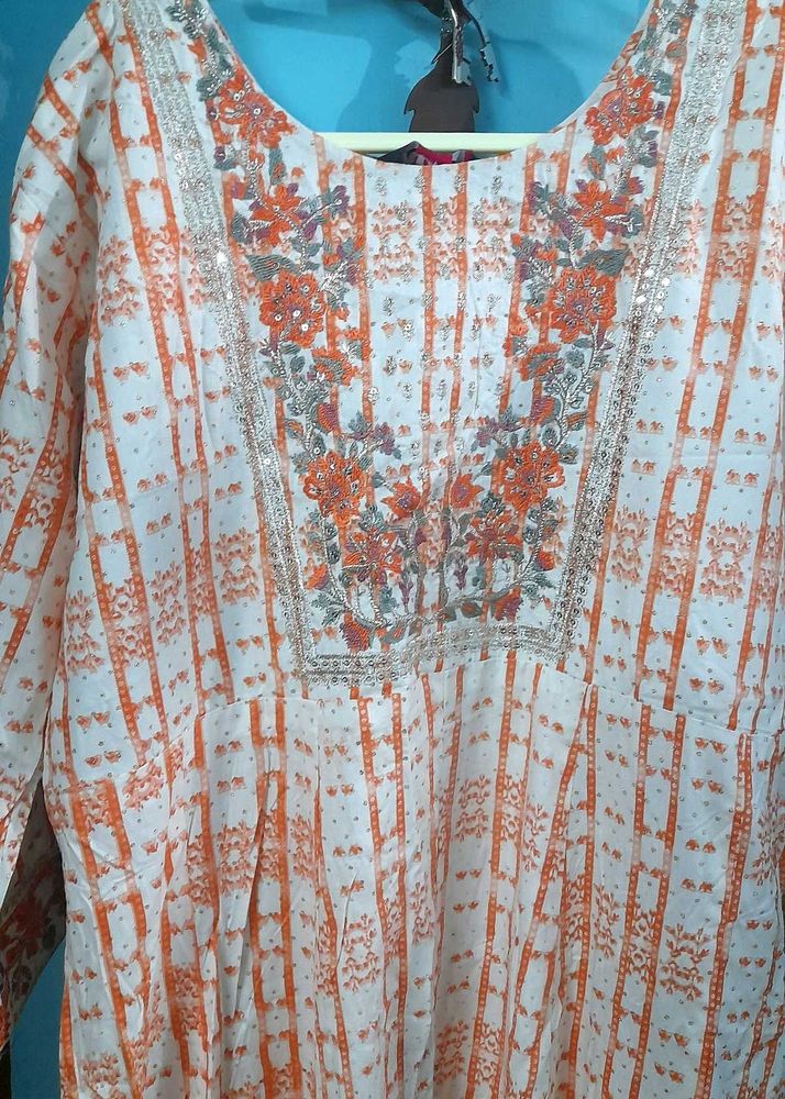 Elegant Floral Print Kurta