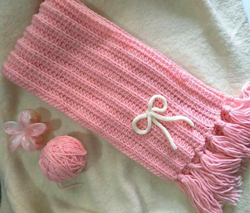 Pink Knitted Scarf with Bow