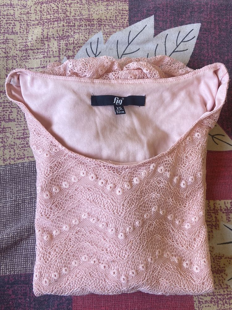 Offfer Grab Fast. Fig Pink Top Like New
