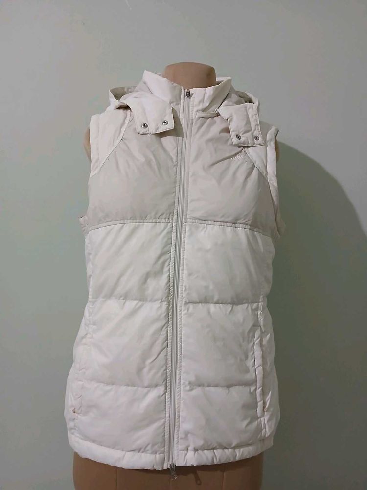 Authentic White Vintage Nike Puffer  Jacket