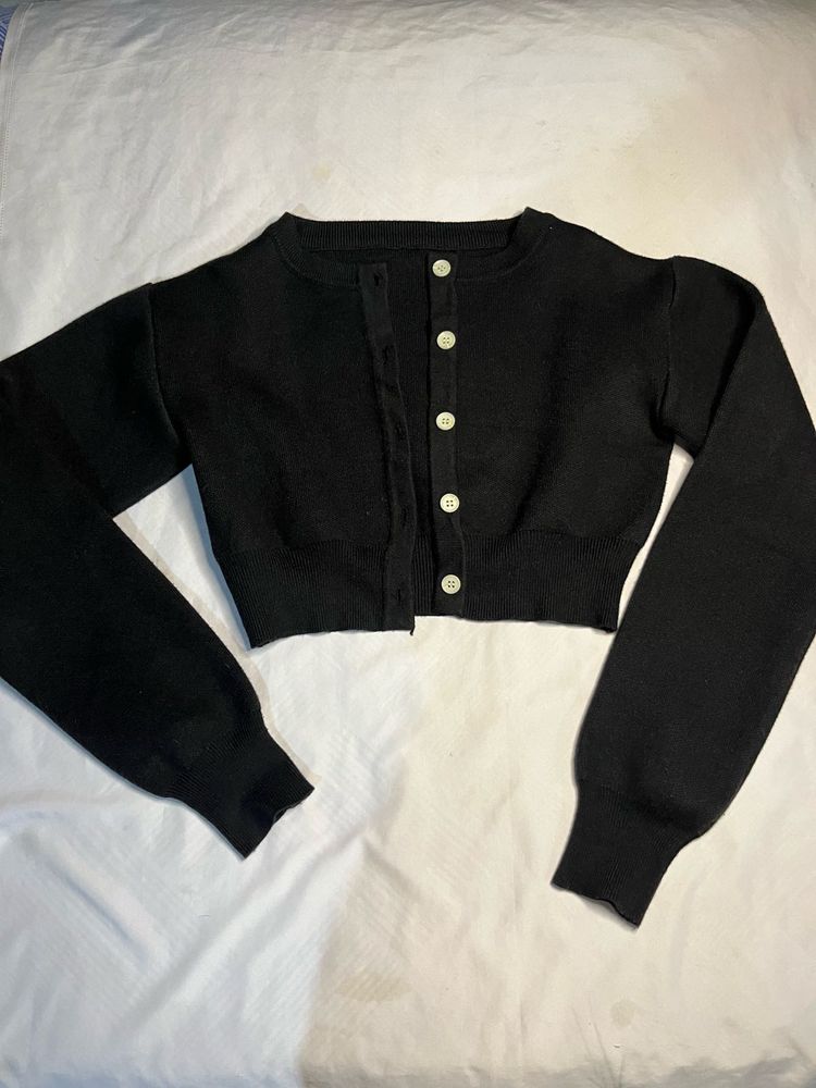 Black Cropped Cardigan