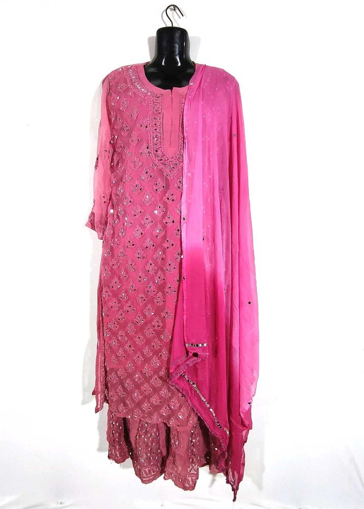 Pink Embroidered Kurta Set (Women's)
