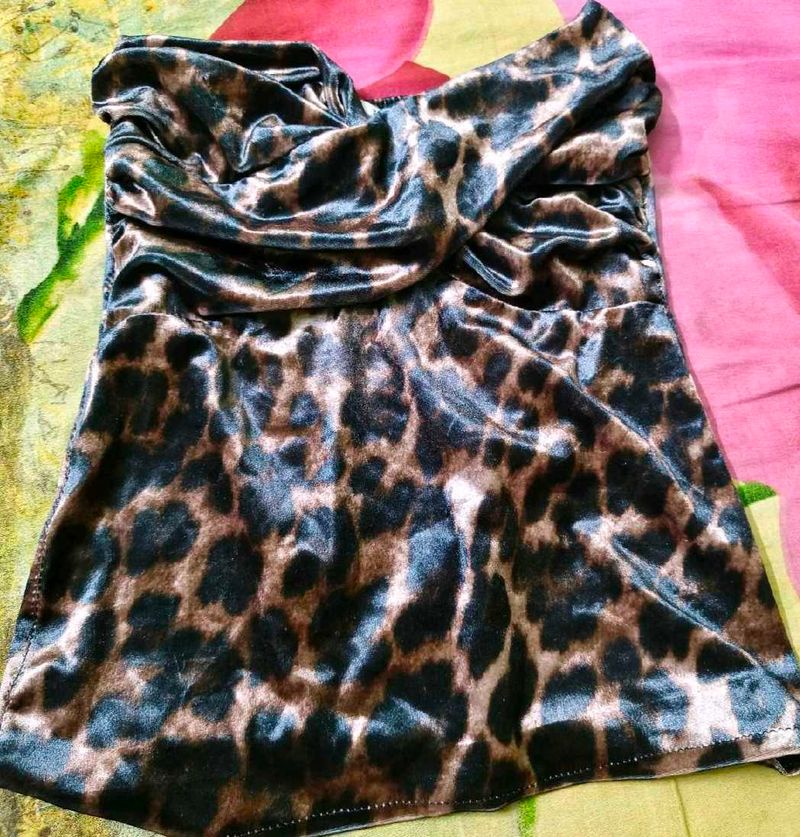 Velvet Leopard Print Strapless Top