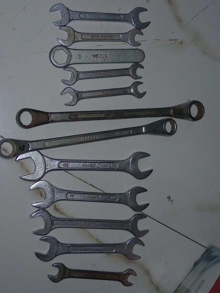 spanner set