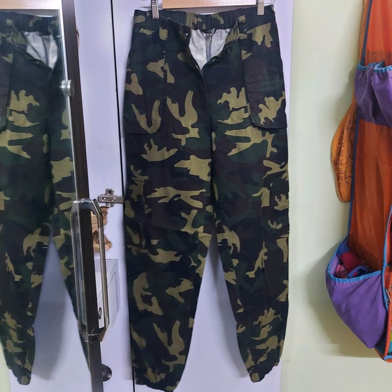 Military Look Cargo Pants