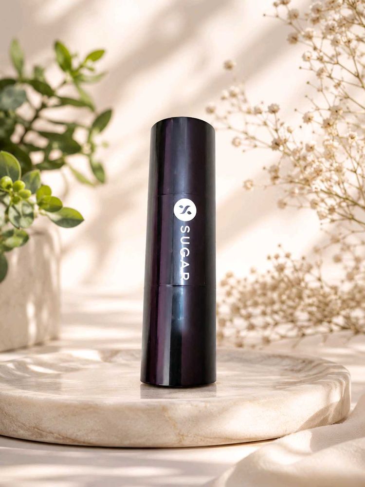 SUGAR Cosmetics Ace Of Face Foundation Stick with