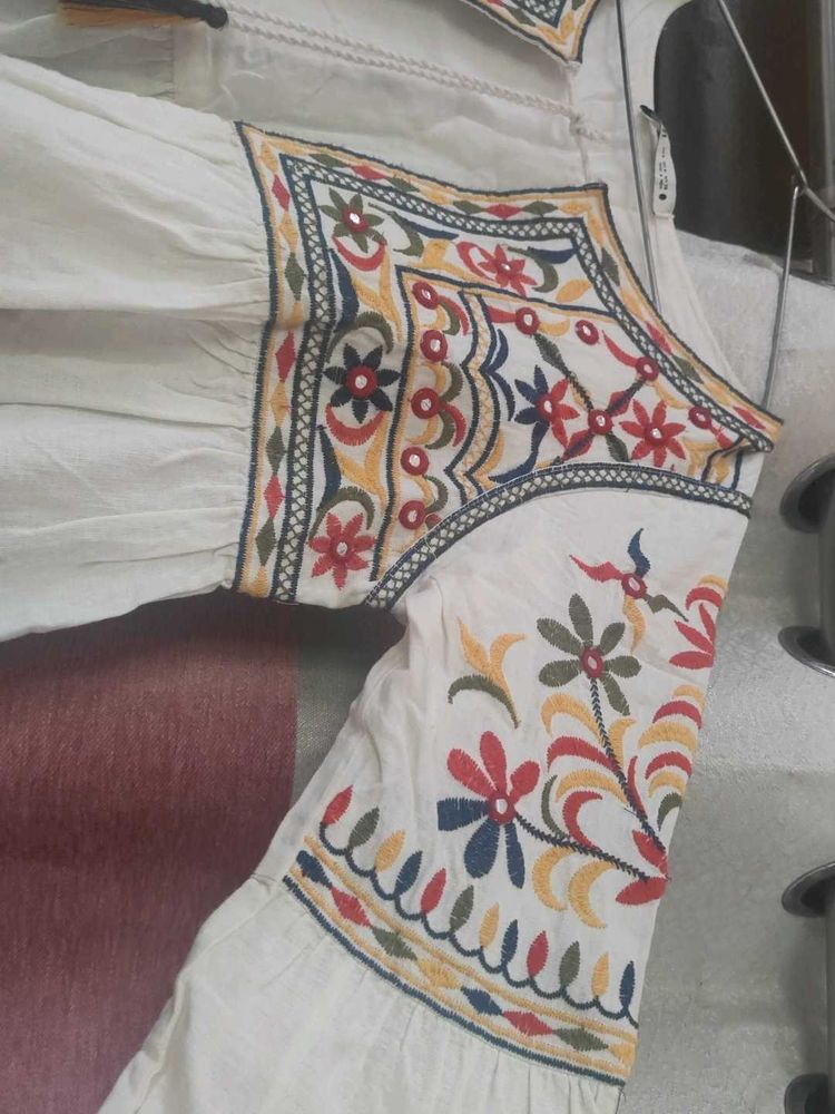 Embroidered Gujrati (Kacch) Style kurti