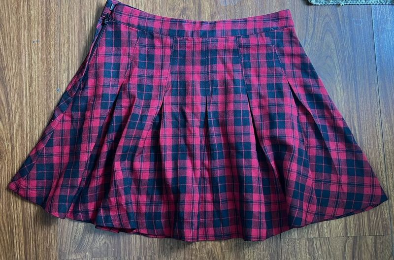 Red Plaid Pleated Mini Skirt