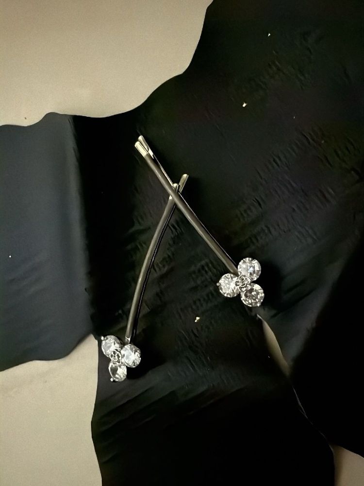 Sparkling Crystal Hair Pins