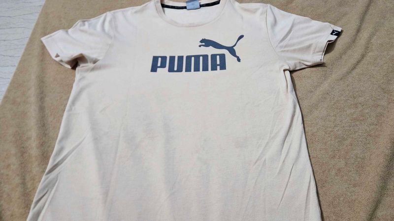Puma Classic Logo T-Shirt