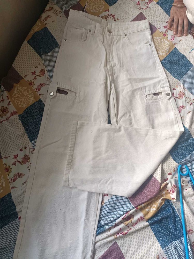 Off White Cargo Pant