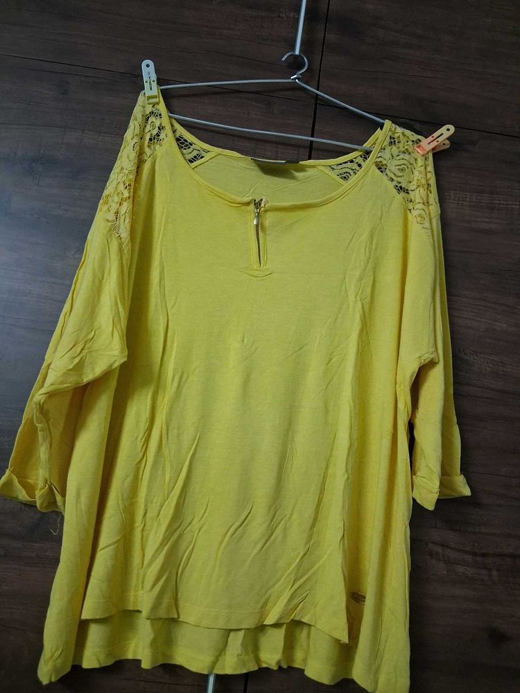 Chic Yellow Lace Sleeve Top