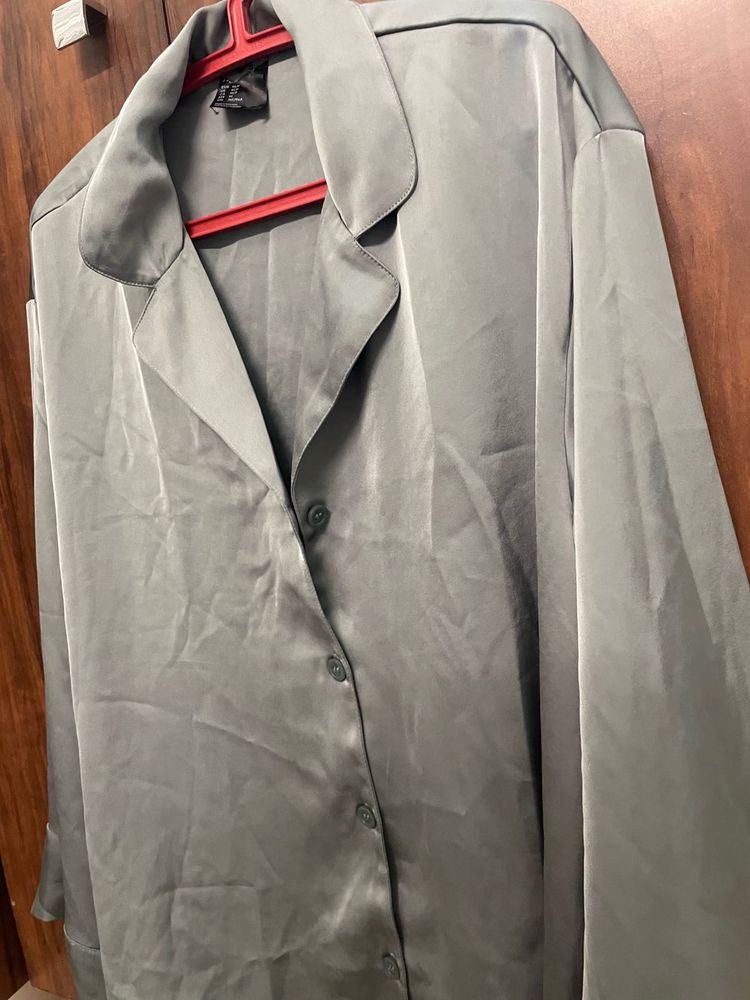 Elegant Grey Shirt