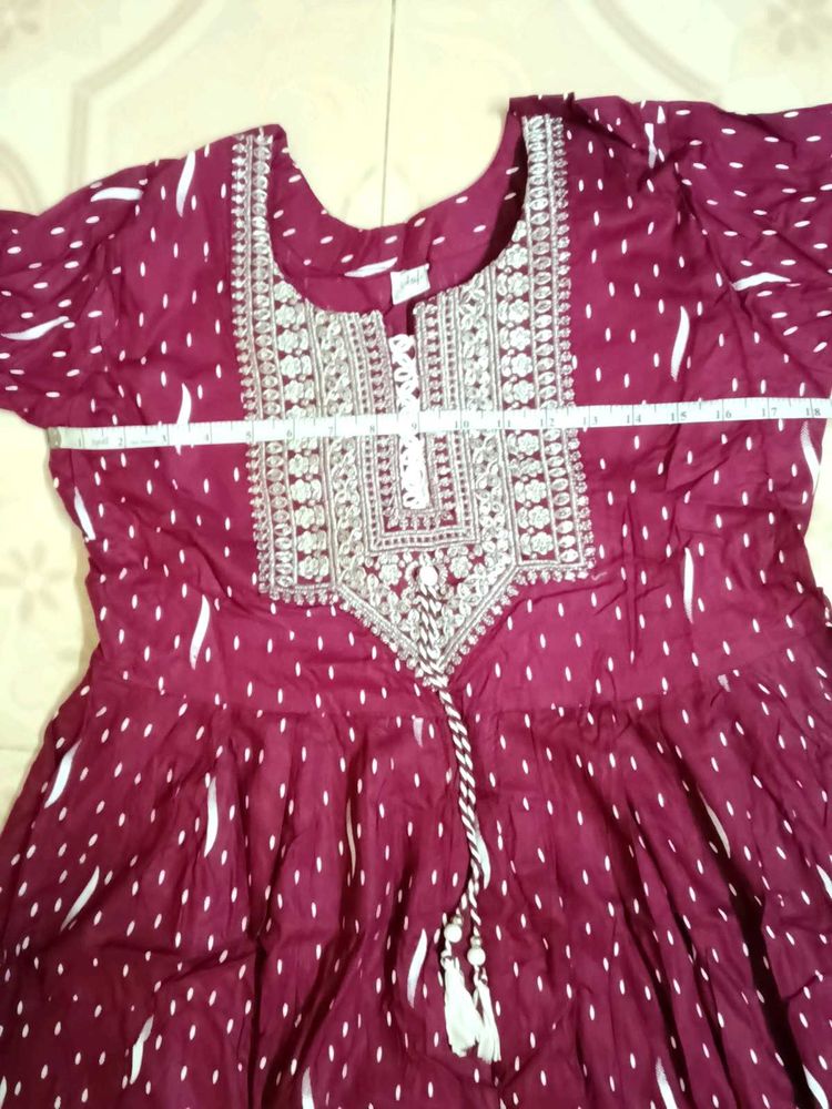 Maroon Kurta with White Ditsy Print