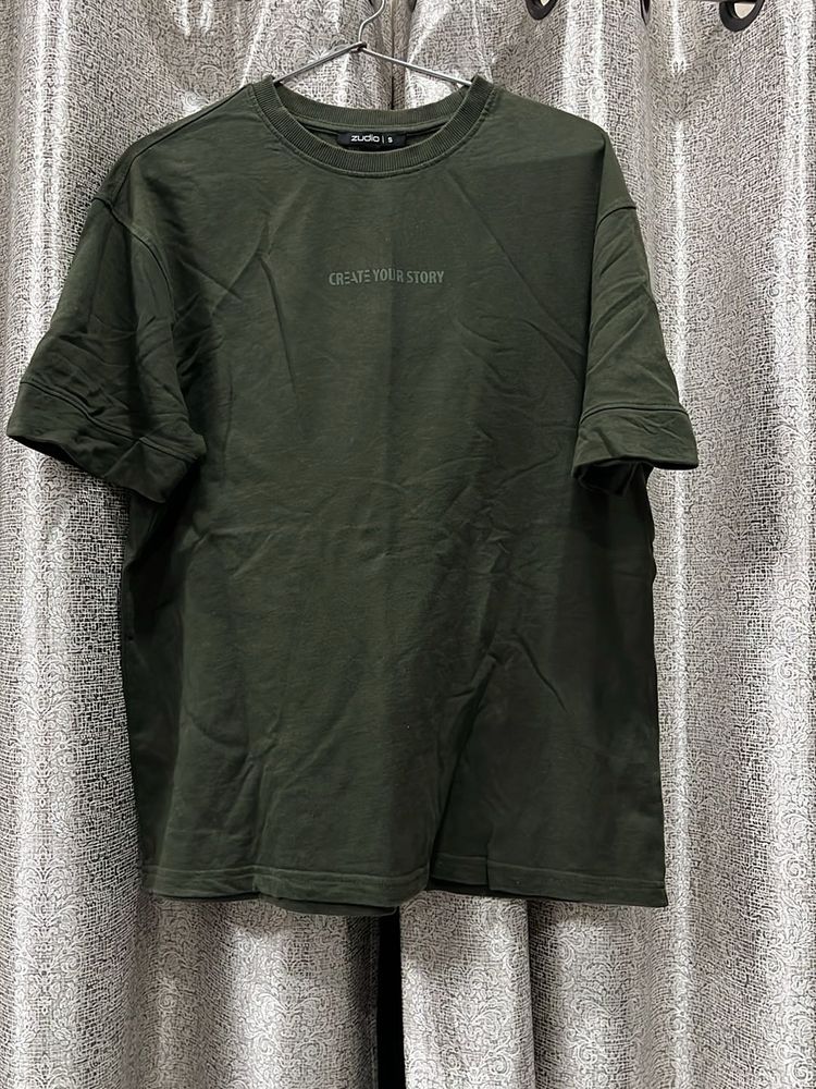 Oversized Graphic Tee - "Create Your Story"