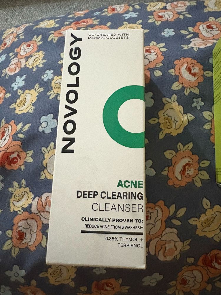 Novology Deep Clearing Cleanser