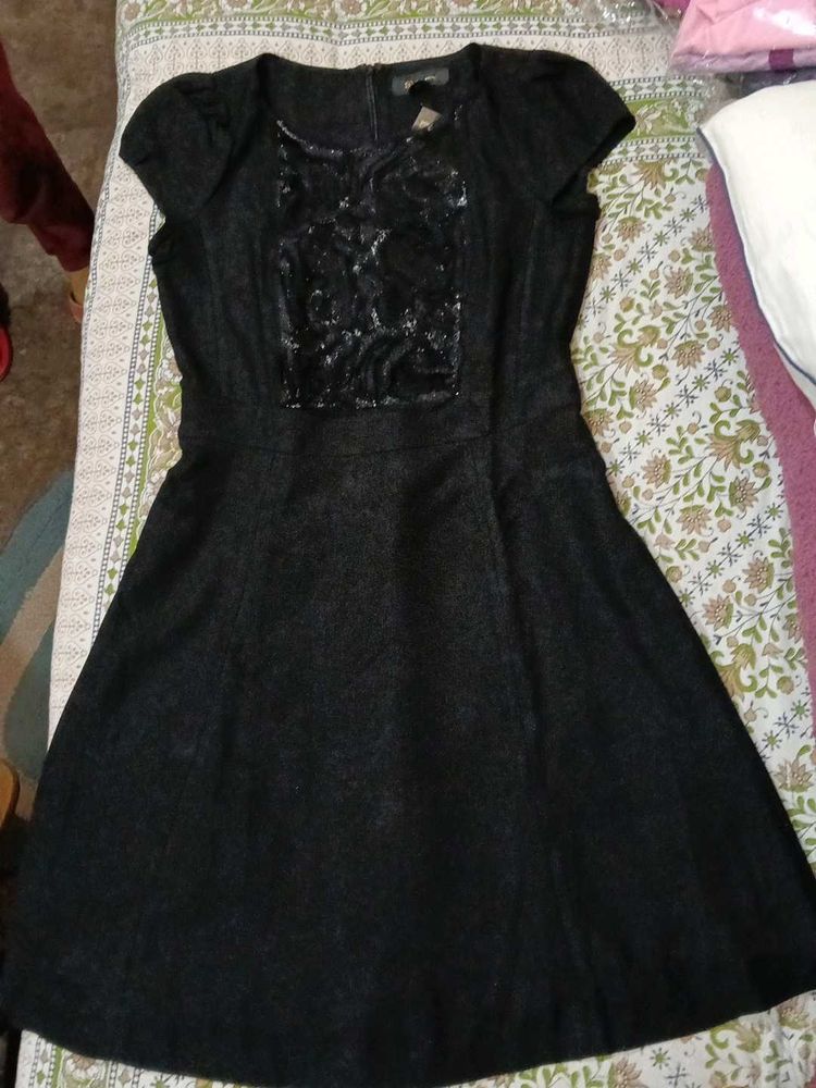 Elegant Black Dress