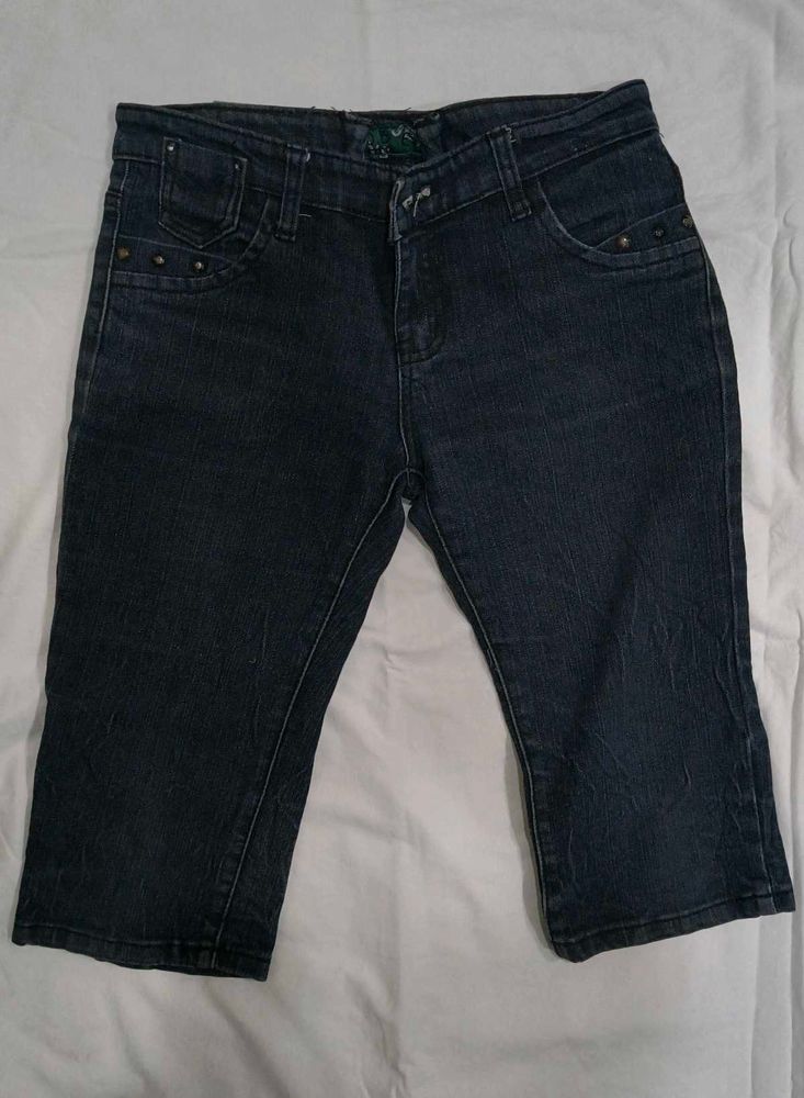 Women's Dark Wash Denim Capris