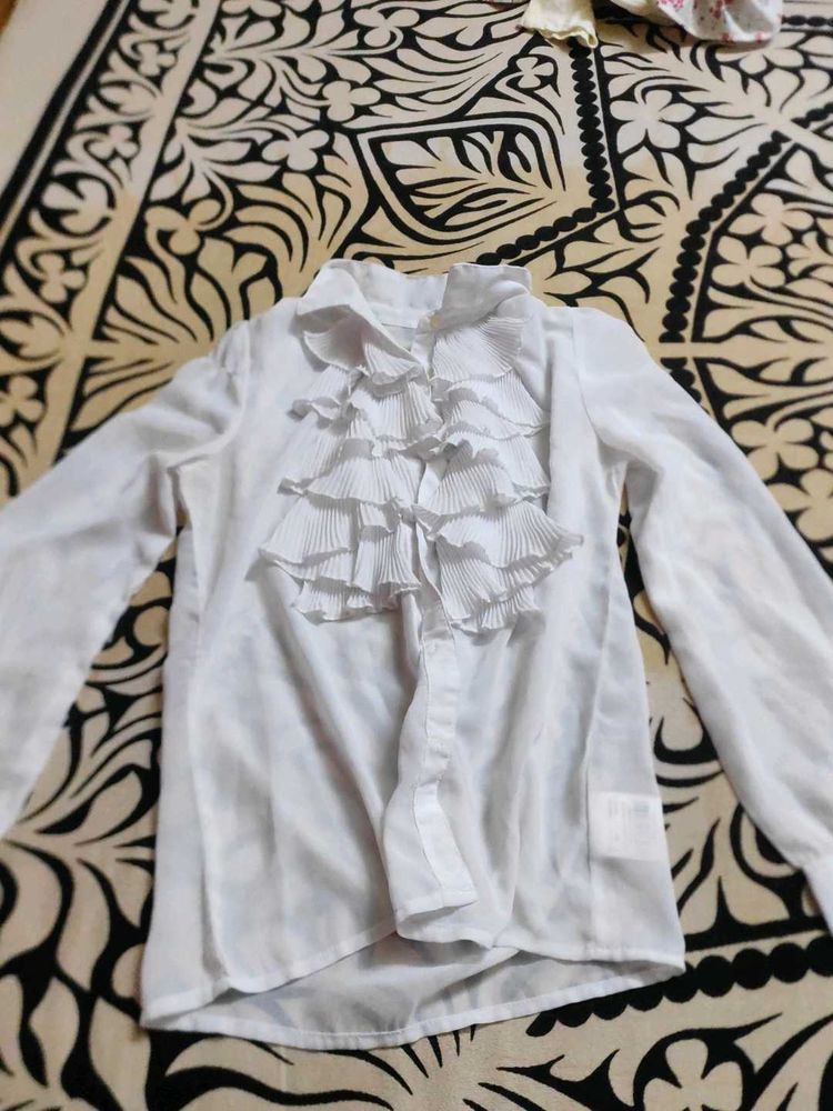 Ruffled White Top