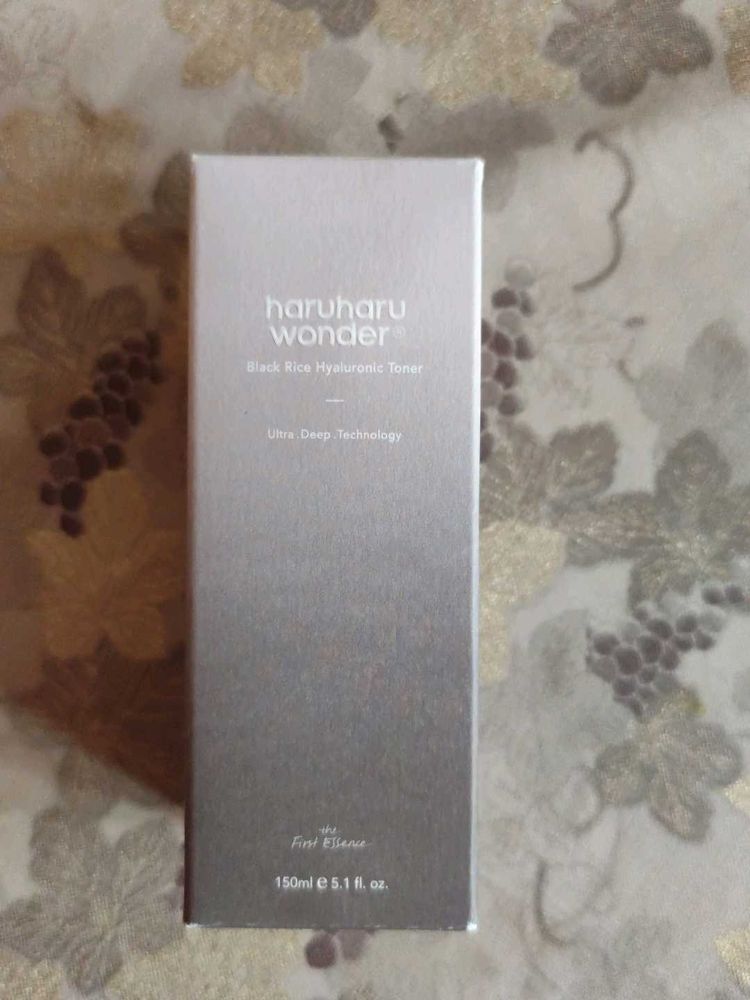 Haruharu Wonder Black Rice Hyaluronic Toner