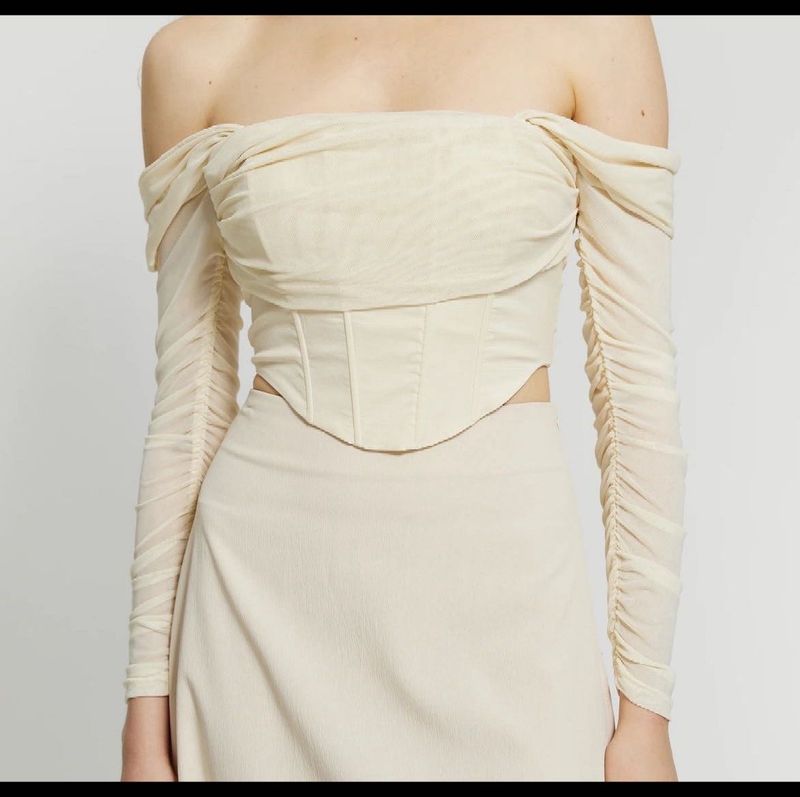 🩷 Off-Shoulder Corset Top