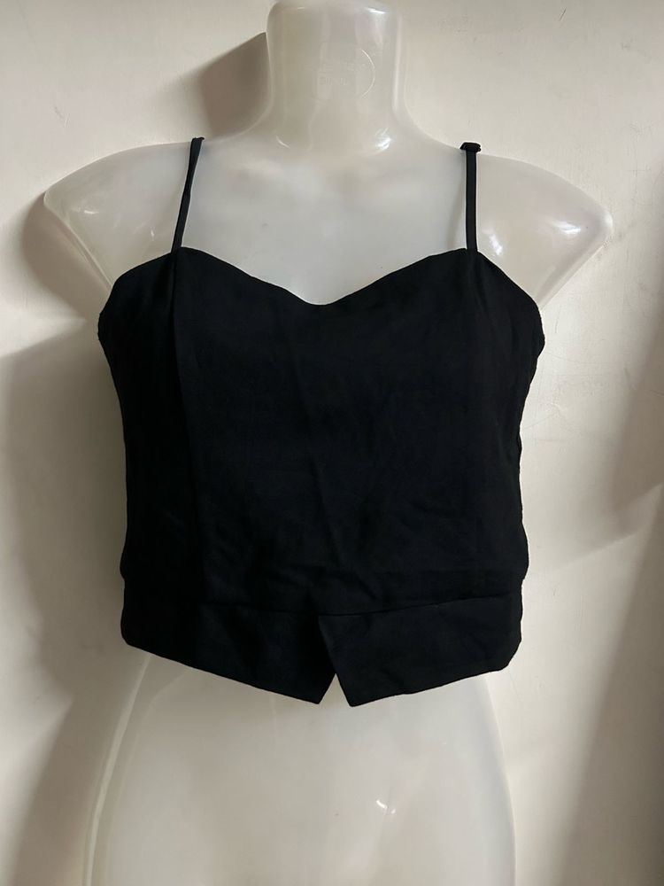 Chic Black Spaghetti Strap Crop Top