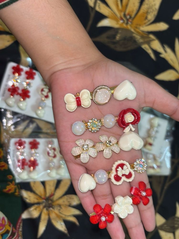 cute trending hair clip
