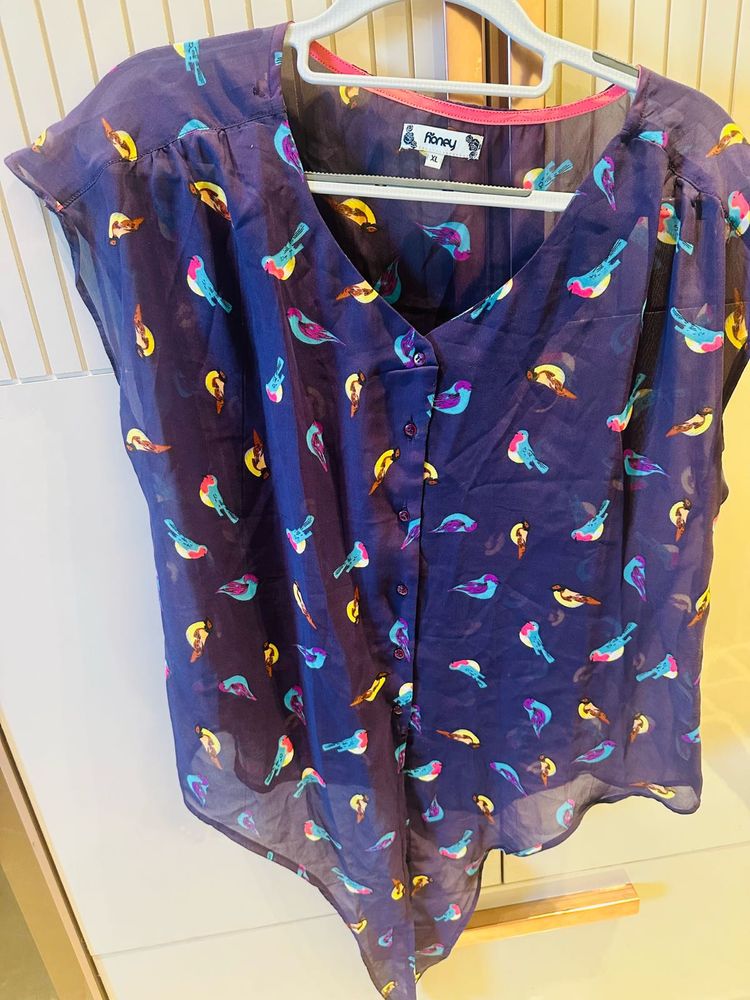 Charming Bird Print V-Neck Button-Up Top