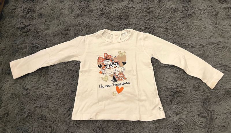 Cute Parisian Girl Long Sleeve T-Shirt