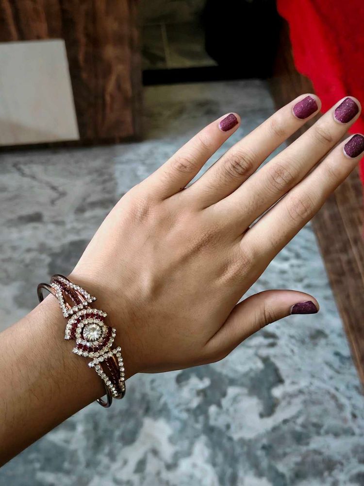 Exquisite Embellished Bracelet