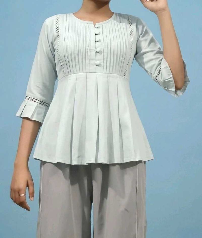 Elegant Pleated Peplum Kurta