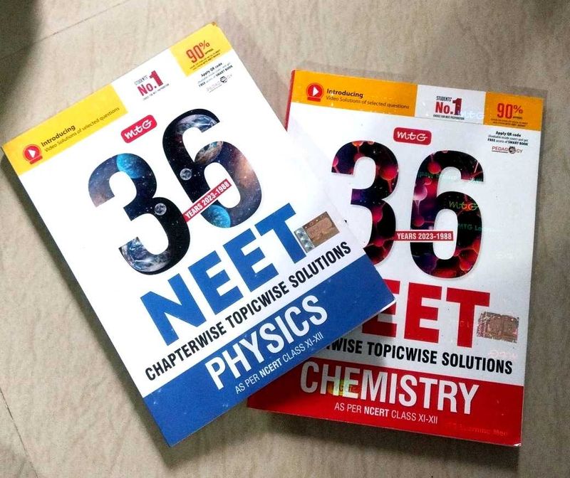 MTG 36 Years NEET Physics &amp; Chemistry 2 Books