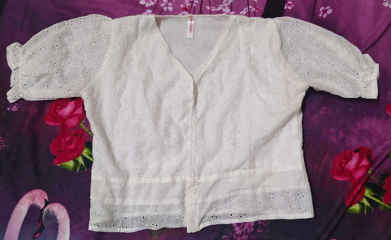 Chic White Broderie Anglaise Top