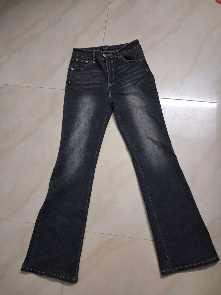 Y2K Dark Wash Flare Leg Jeans ☆