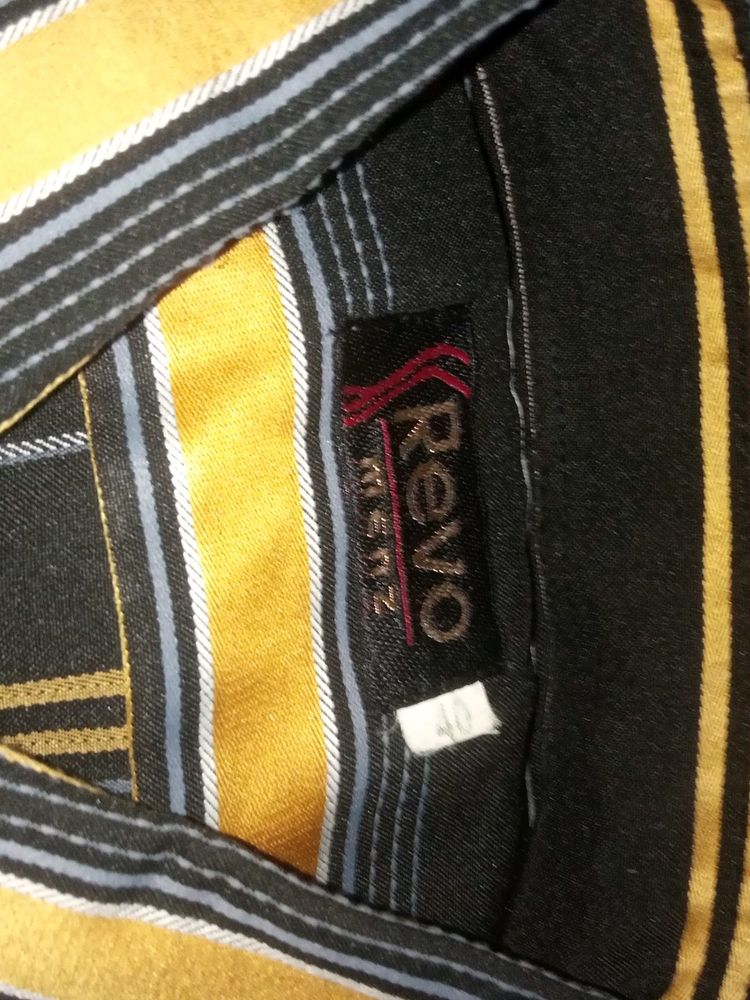 Men Shirt Black And Yellow In Colour